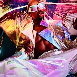 Meet your Posher, Mils